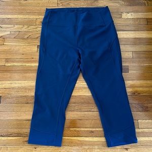 Navy crop workout pant super soft